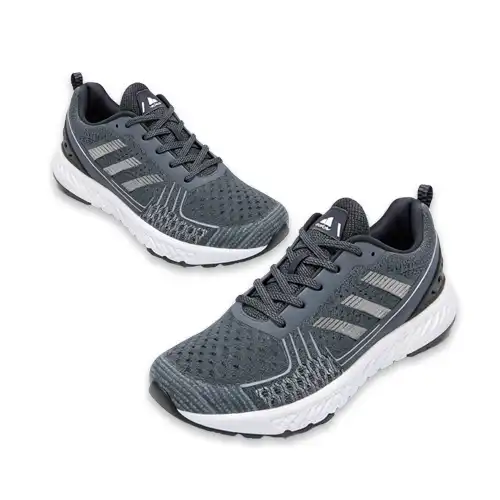 Sports shoes